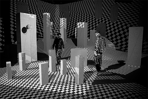 Still from Siemens Markenfilm